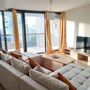 https://beautiful-2br-2bar-apartement-in-european-district.brusselshotelsbook.com